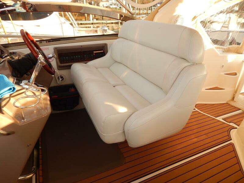 2003 Regal 3860 Commodore Diesel