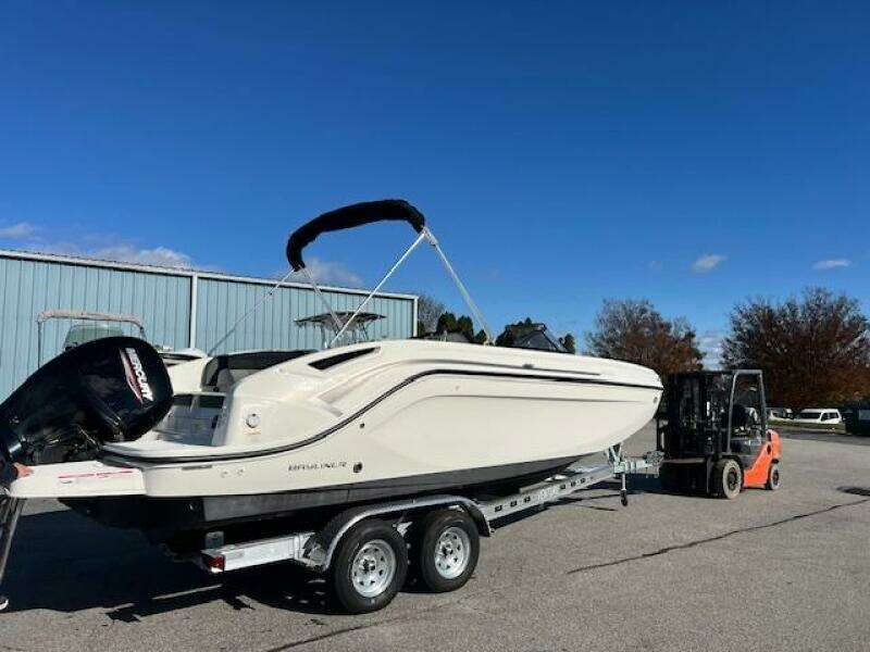 2021 Bayliner DX 2200