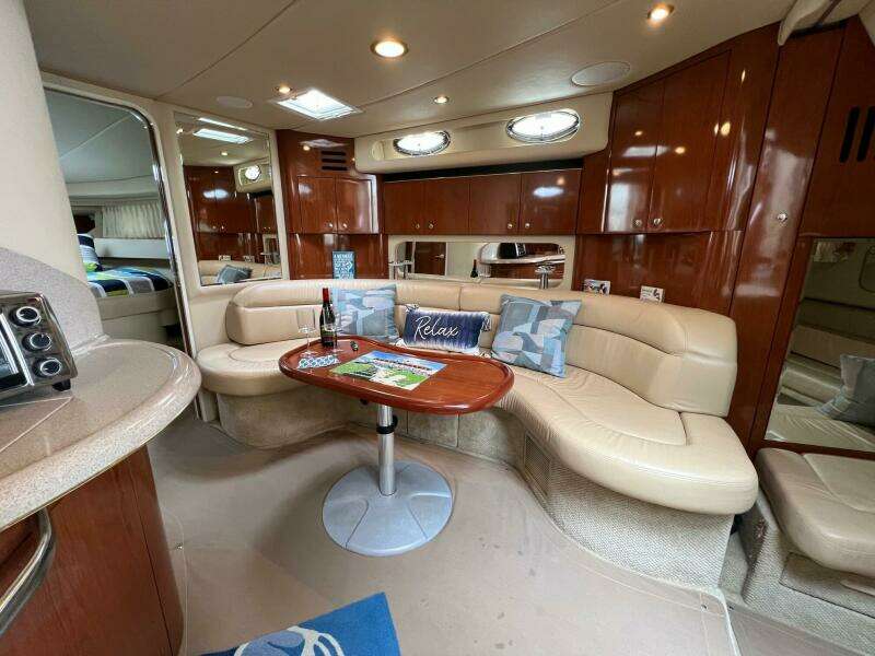 2002 Sea Ray 380 Sundancer