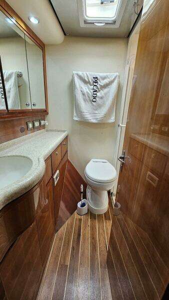 2006 Bertram 510 Convertible