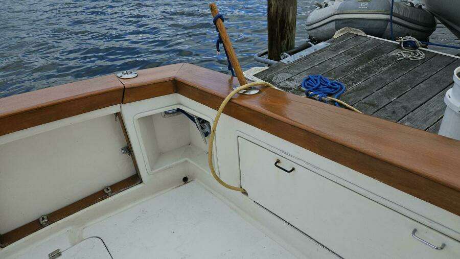 1989 Ocean Yachts 32 SS