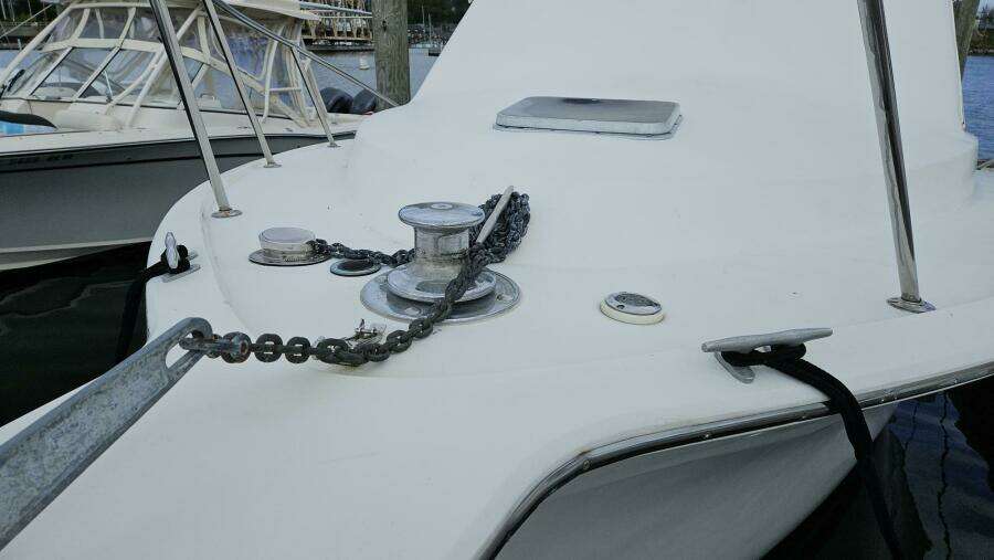 1989 Ocean Yachts 32 SS