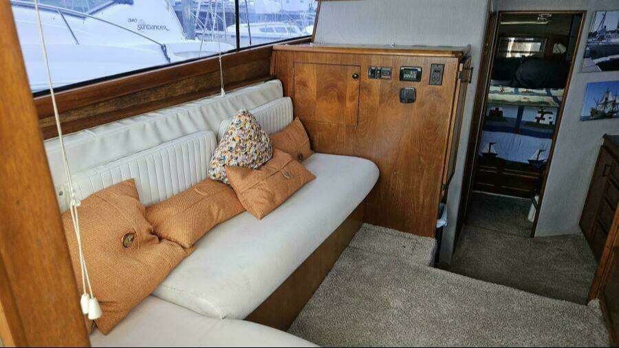 1989 Ocean Yachts 32 SS