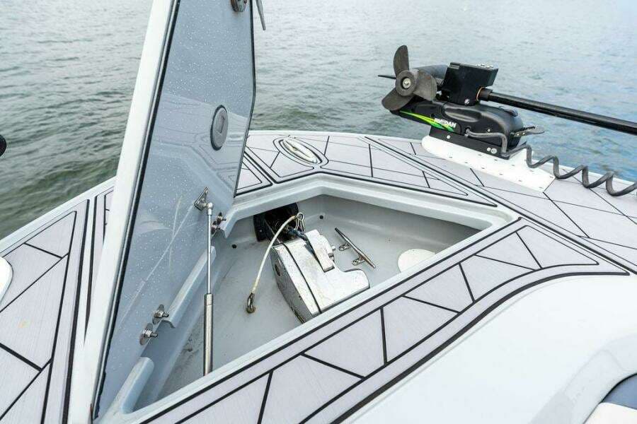 2020 Front Runner 39 CC