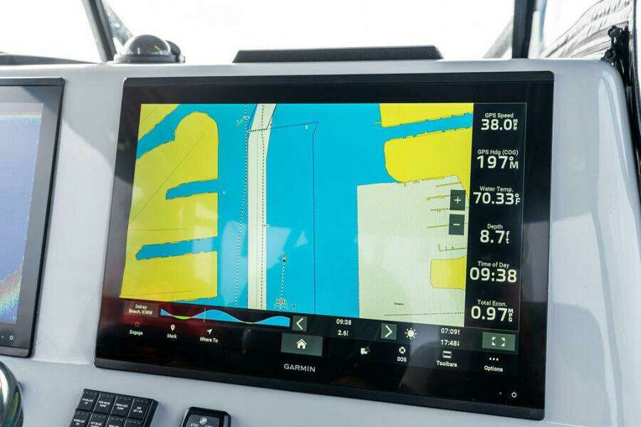 2020 Front Runner 39 CC