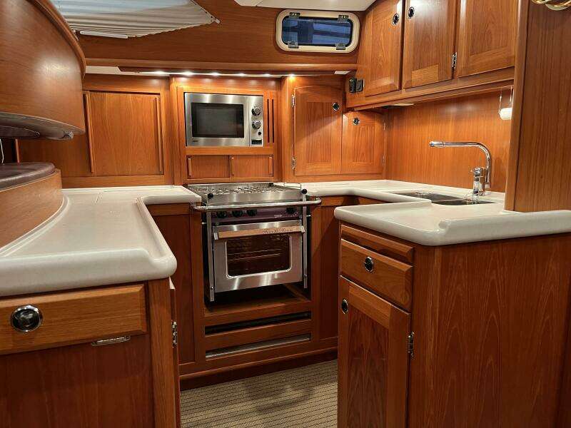 2003 Fantasi 44 Pilot House