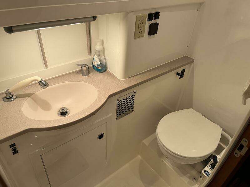 2003 Fantasi 44 Pilot House