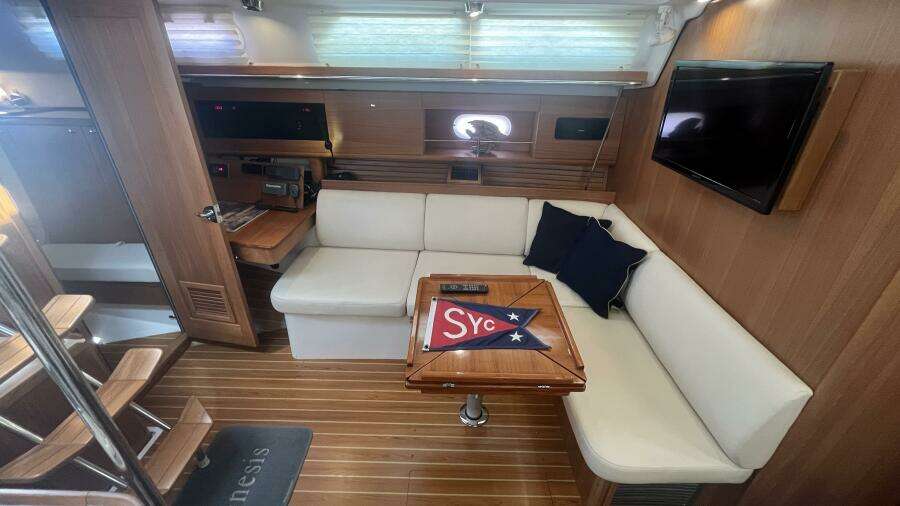 2014 Catalina 385
