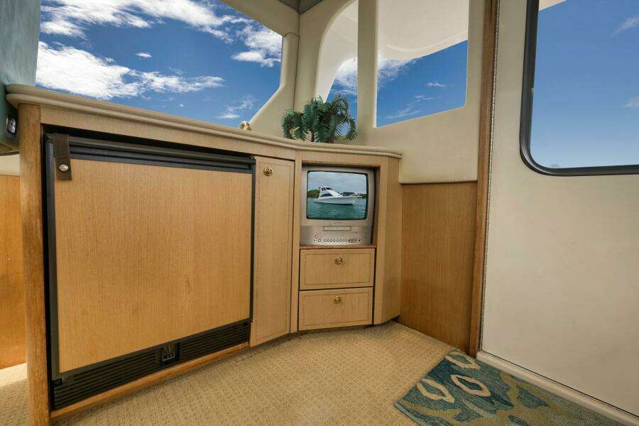 Ocean 57 Positive Attitude - Interior Flybridge