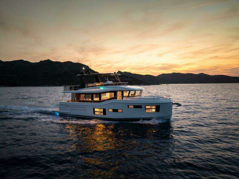 2026 Beneteau Grand Trawler 63