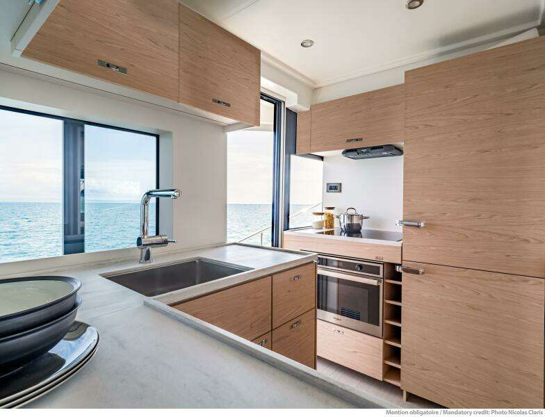 BENETEAU Grand Trawler 63