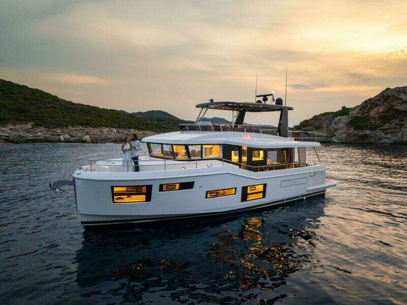 2026 Beneteau Grand Trawler 63
