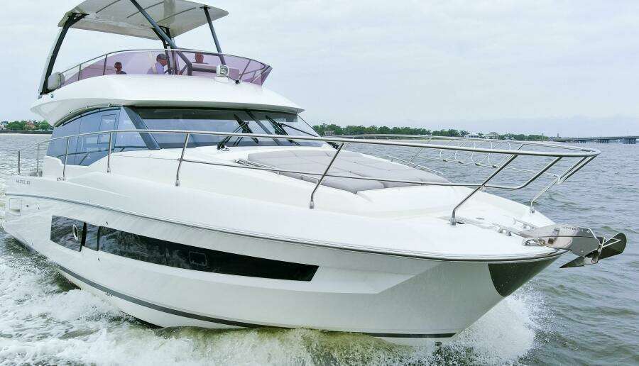 2023 Prestige 460 Flybridge "Pass-N-Bye"