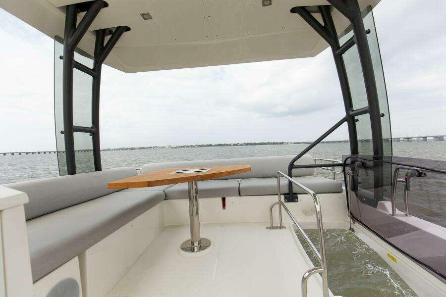 2023 Prestige 460 Flybridge "Pass-N-Bye"