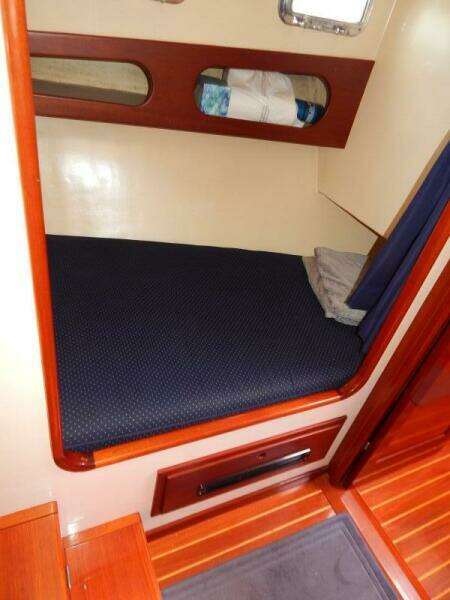 2000 BHM Flybridge Cruiser