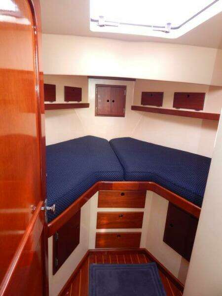 2000 BHM Flybridge Cruiser