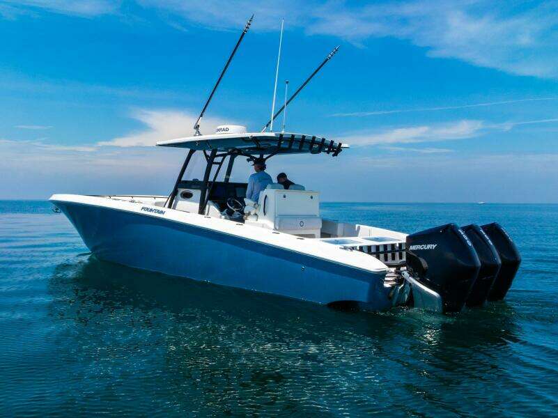 2020 Fountain 38 Center Console