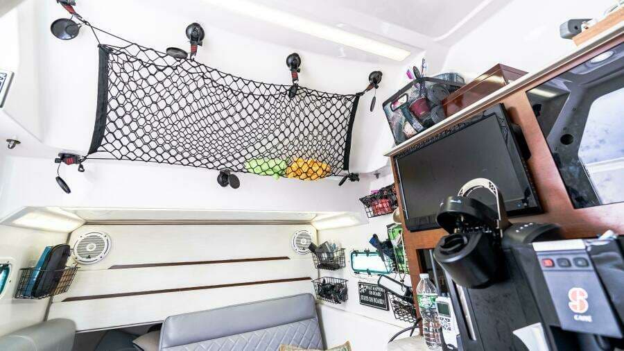 2017 Everglades 435 CC