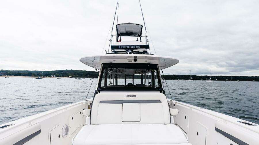 2017 Everglades 435 CC