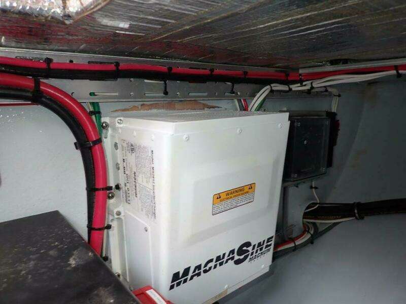 Launch 45 BLUE JACKET -Engine Room