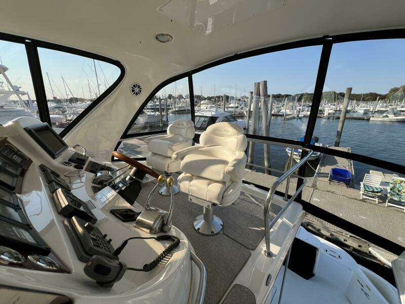 2000 Sea Ray 480 Sedan Bridge