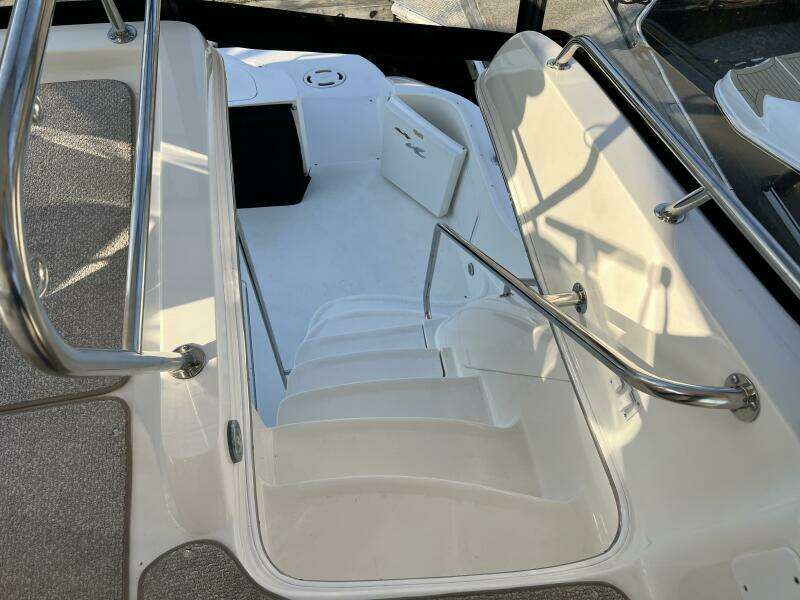 2000 Sea Ray 480 Sedan Bridge