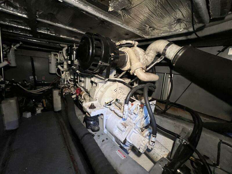 2000 Sea Ray 480 Sedan Bridge