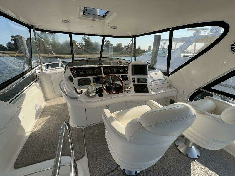 2000 Sea Ray 480 Sedan Bridge