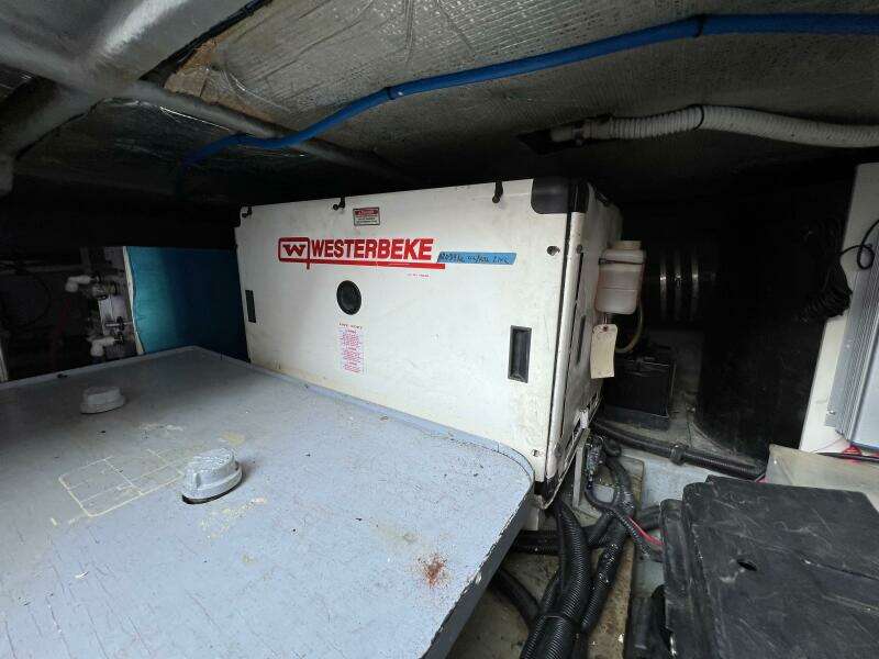 2000 Sea Ray 480 Sedan Bridge