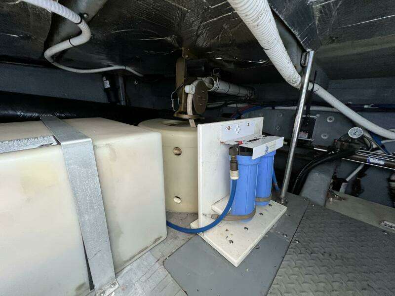 2000 Sea Ray 480 Sedan Bridge