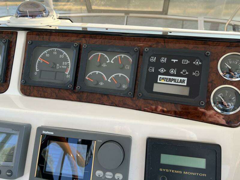 2000 Sea Ray 480 Sedan Bridge