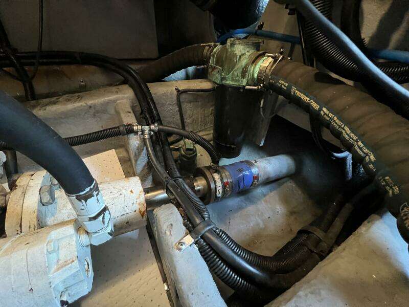 2000 Sea Ray 480 Sedan Bridge