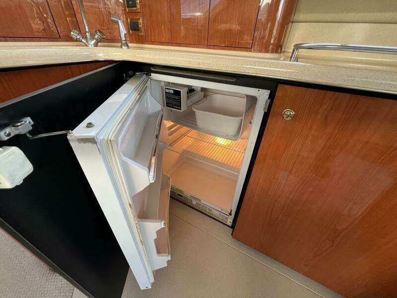 2000 Sea Ray 480 Sedan Bridge