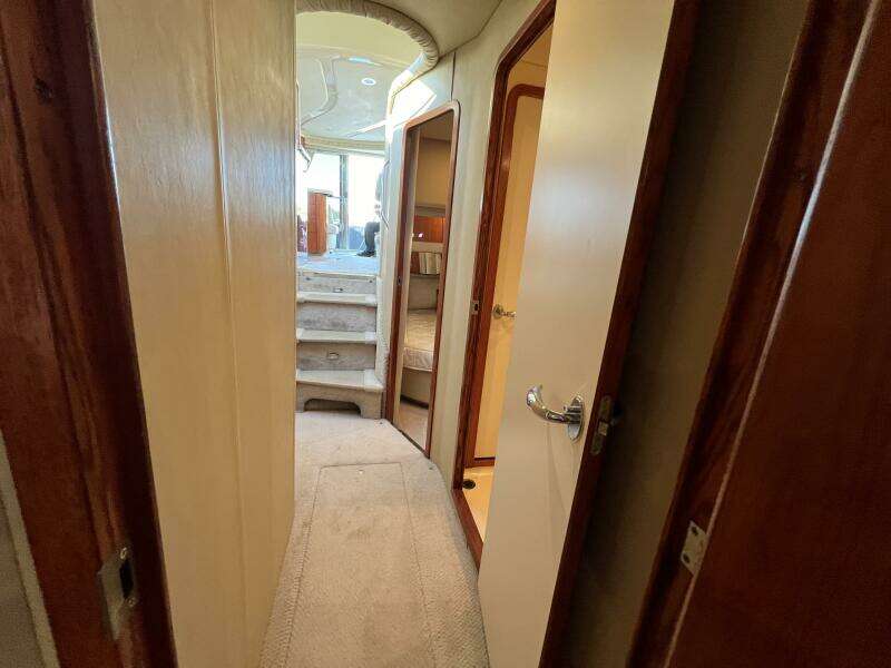 2000 Sea Ray 480 Sedan Bridge