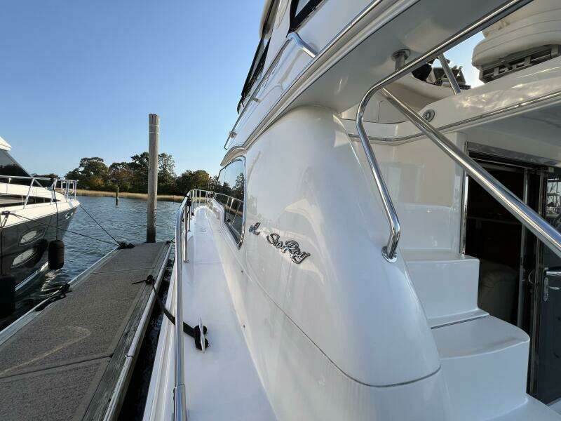 2000 Sea Ray 480 Sedan Bridge