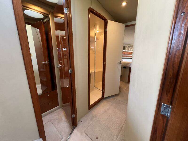 2000 Sea Ray 480 Sedan Bridge