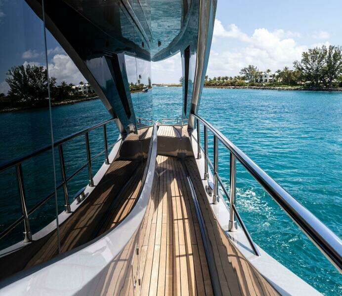 2024 Aquitalia Yachts Flybridge