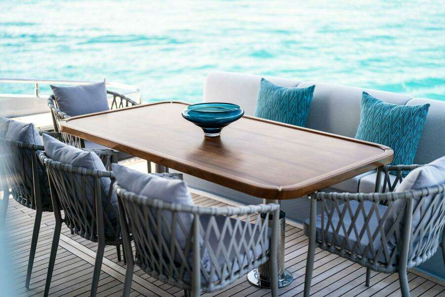 2024 Aquitalia Yachts Flybridge