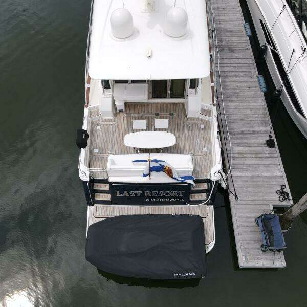 2021 Sabre 58 Salon Express