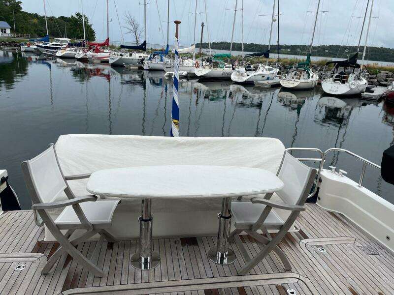 2021 Sabre 58 Salon Express