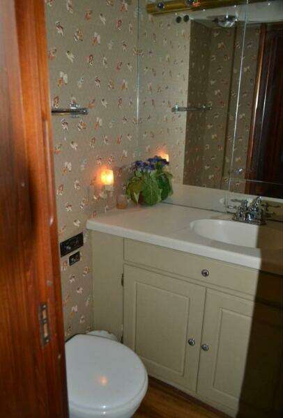 1984 Hatteras 53 Extended Deck Motor Yacht