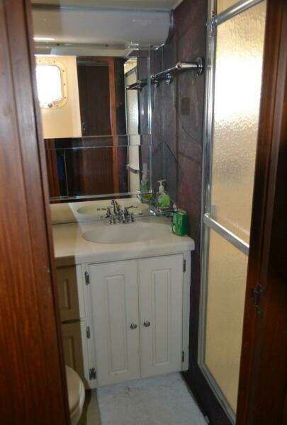 1984 Hatteras 53 Extended Deck Motor Yacht