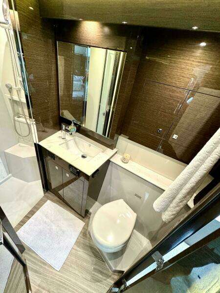 2020 Cruisers Yachts 50 Cantius