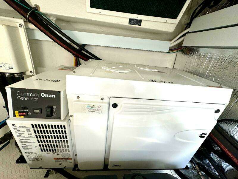 2020 Cruisers Yachts 50 Cantius