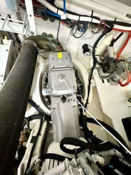 2020 Cruisers Yachts 50 Cantius