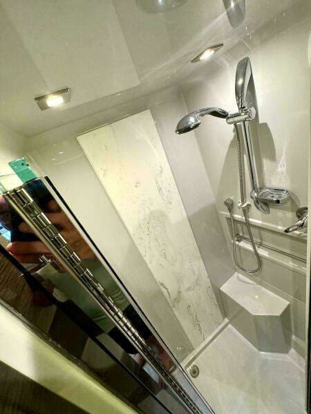 2020 Cruisers Yachts 50 Cantius