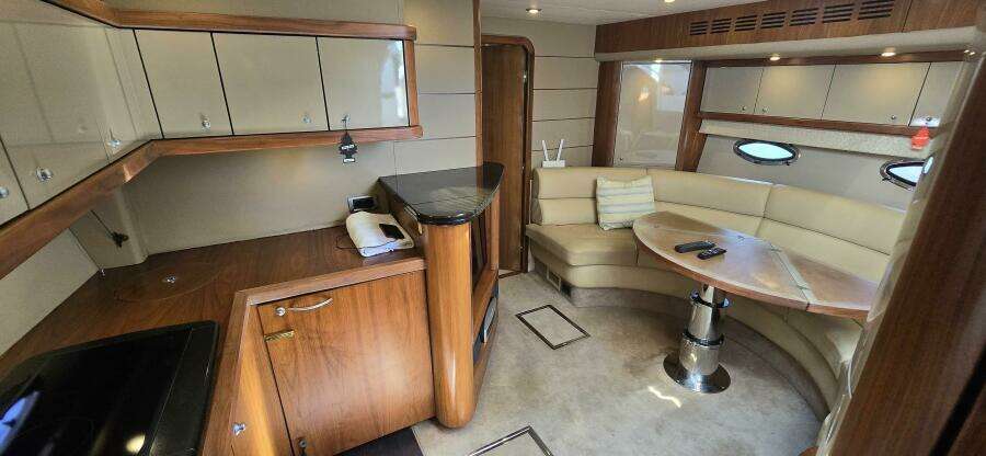 2009 Sunseeker Portofino 47