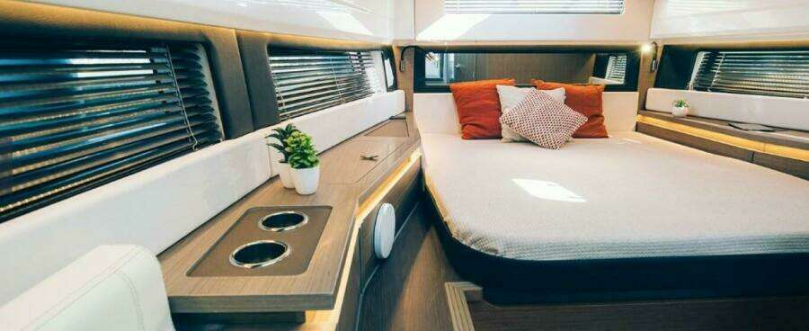 2025 Wellcraft 38 Explorer