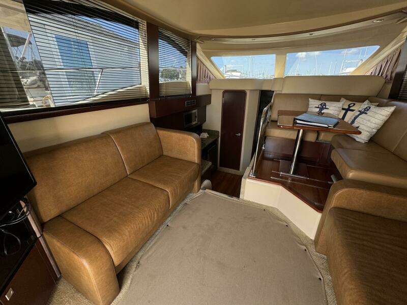 2007 Sea Ray 36 Sedan Bridge