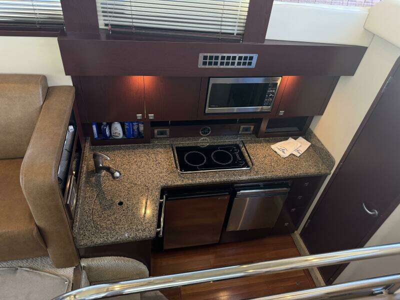 2007 Sea Ray 36 Sedan Bridge